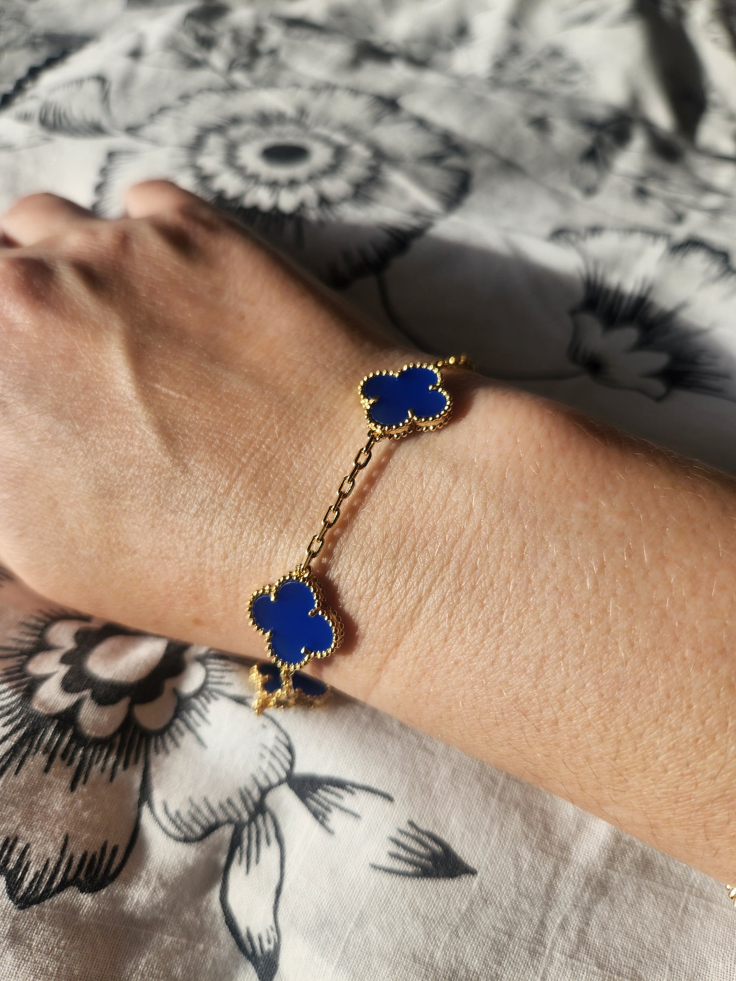 Pulsera Clover Agata Azul Trébol Dorado
