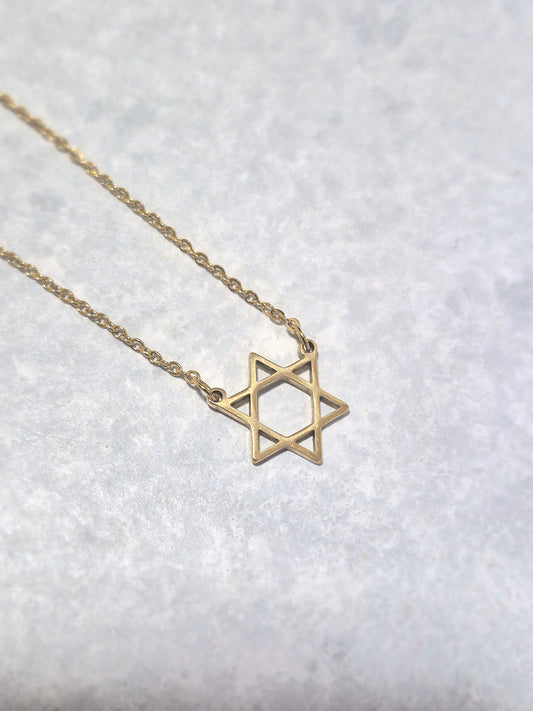 Cadena Estrella de David en Acero Inoxidable Dorado