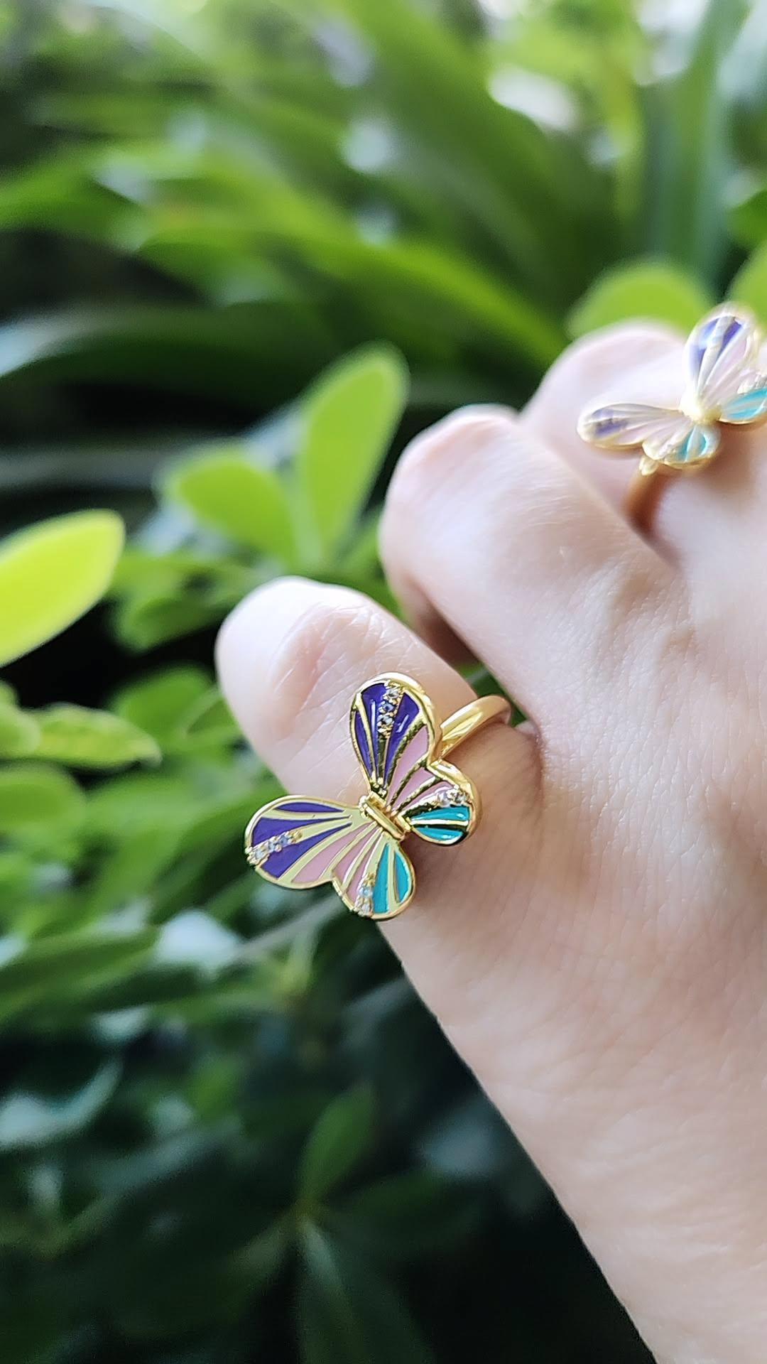 Anillo Ajustable Mariposa Esmaltada Lila