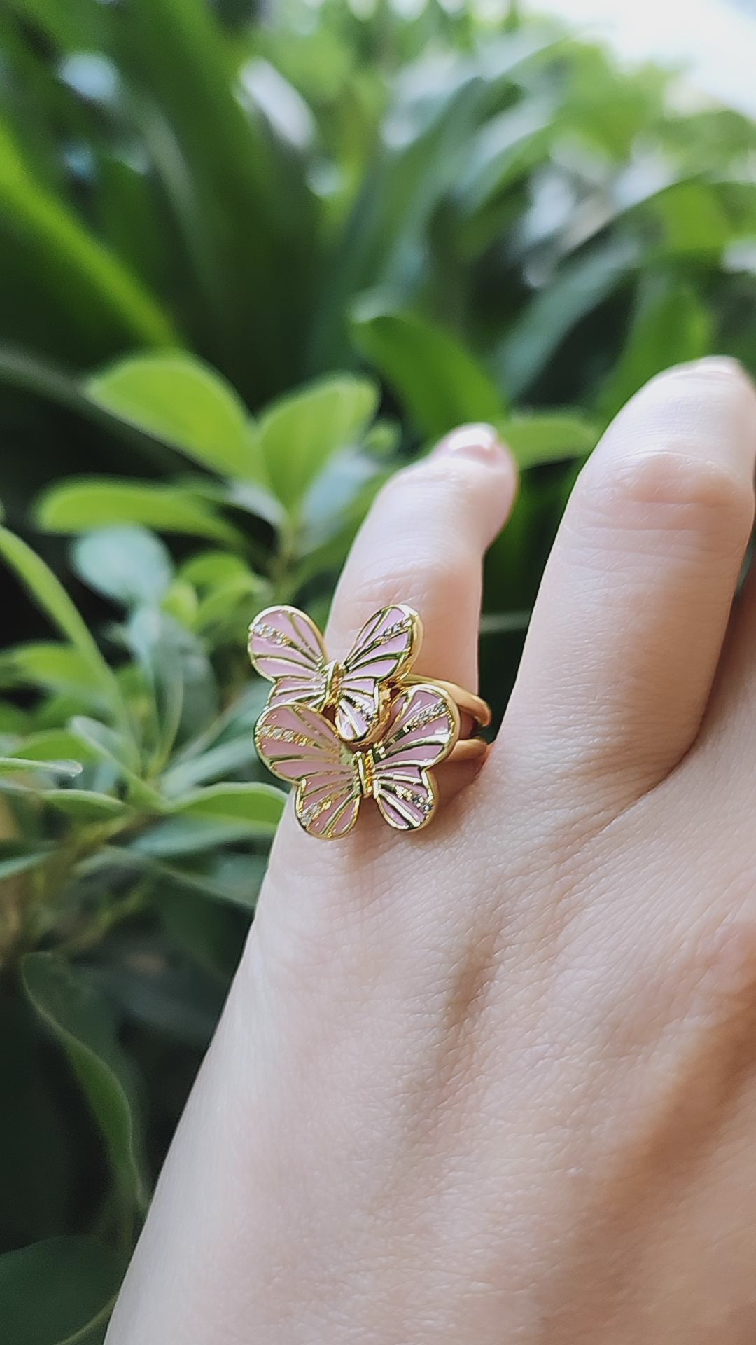 Anillo Ajustable Mariposa Esmaltada Rosado