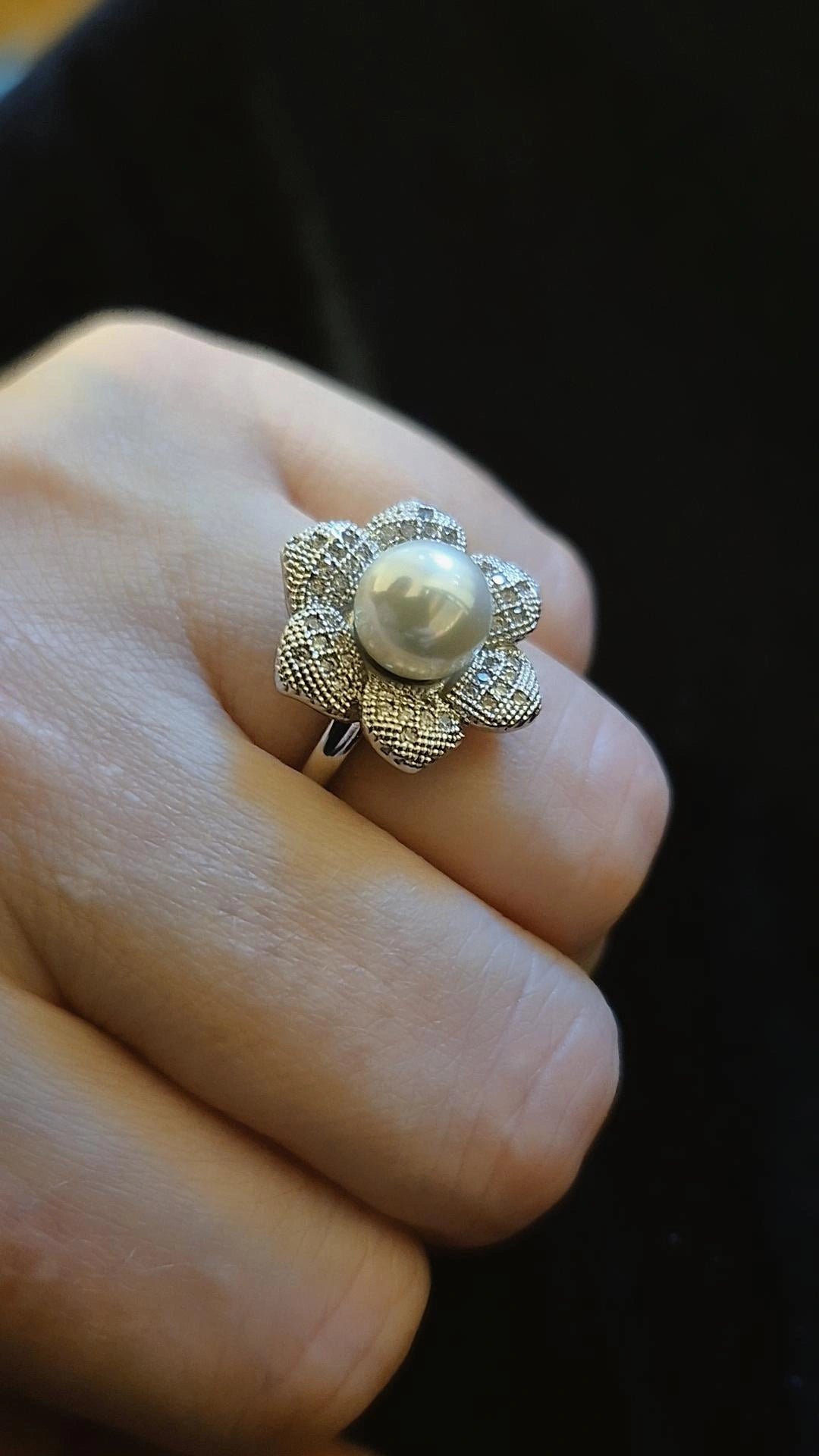 Anillo Magnolia Real Perla - Baño de Rodio