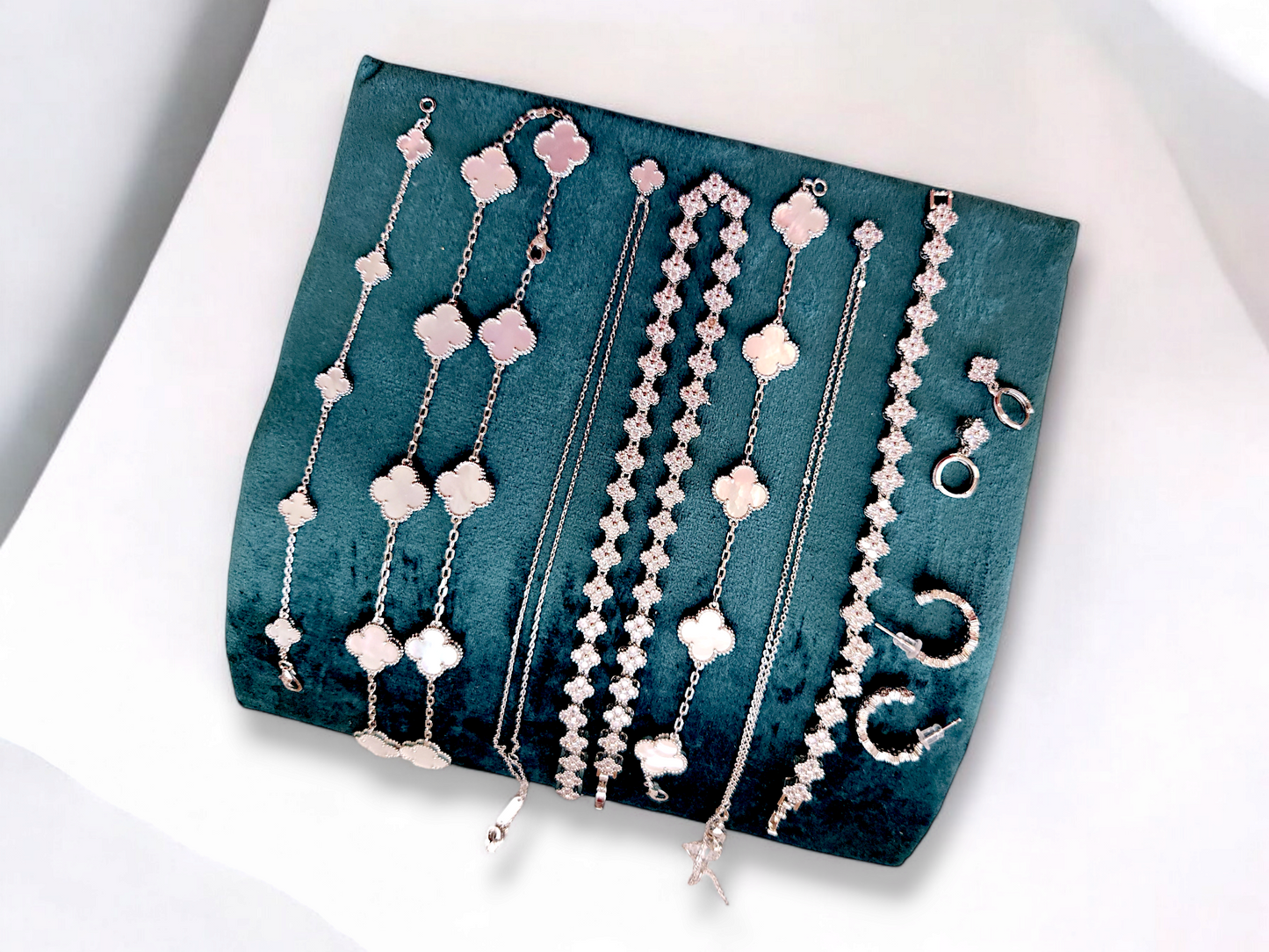 Pulsera Clover Nacar Trebol Plateado