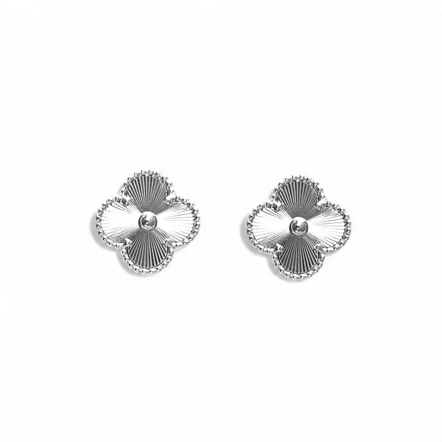 Aros Clovers Laser Trébol Plateado