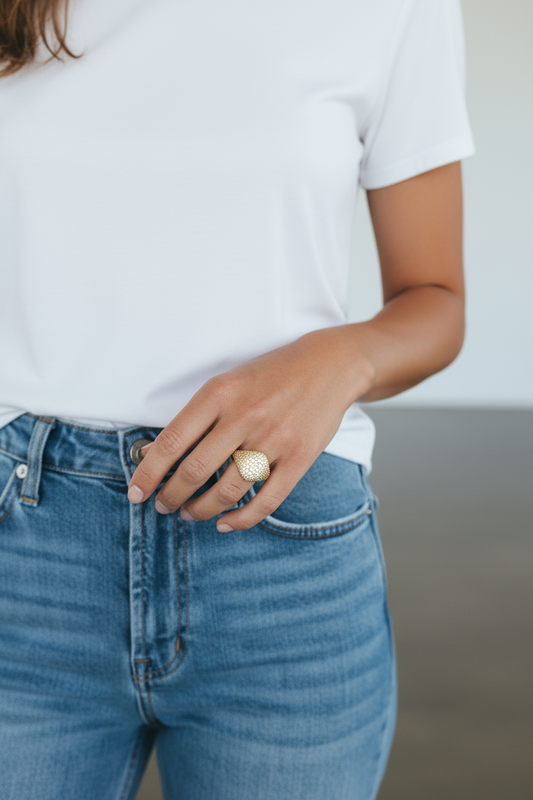 Anillo Sello Ancho Pavé Baño Dorado