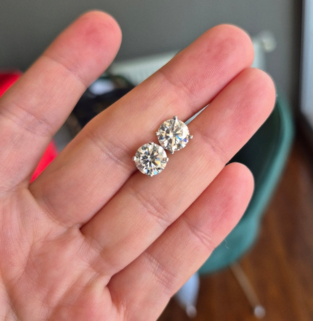 Studs Moisanitas Martini Plata 925