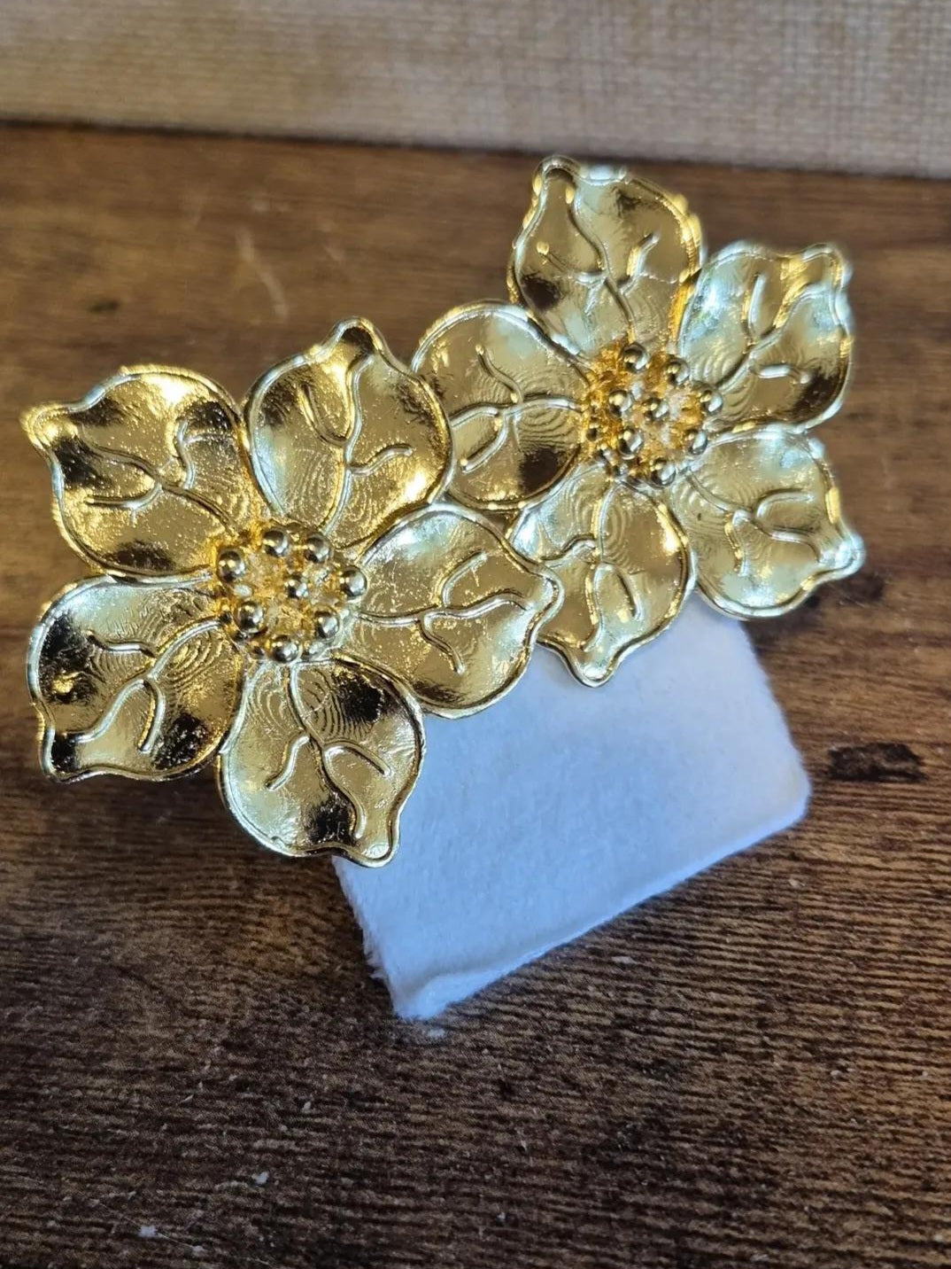 Aros Flor Grande – Baño de Oro