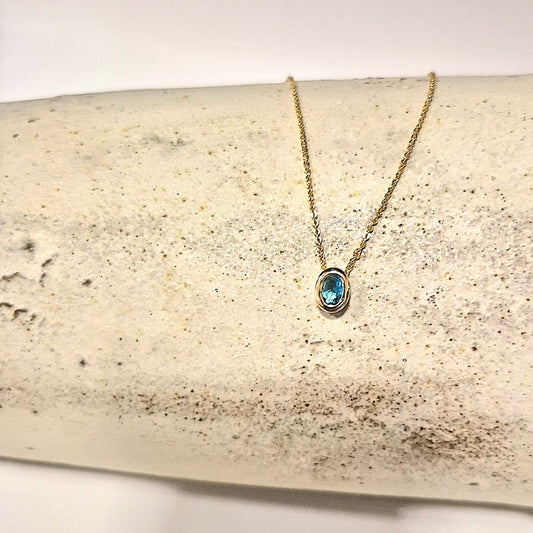 Collar Ovalado Agua Marina Bisel