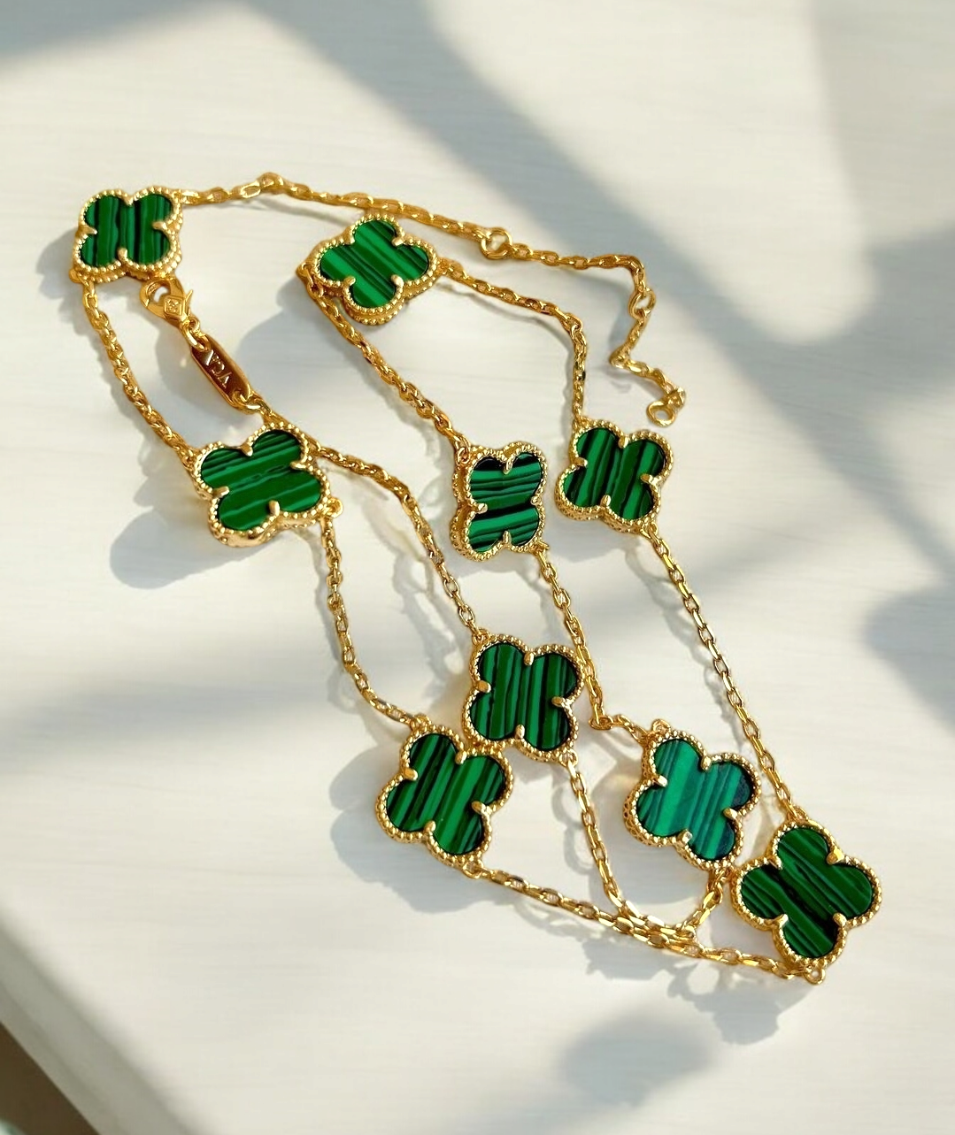 Cadena Clover Malaquitas