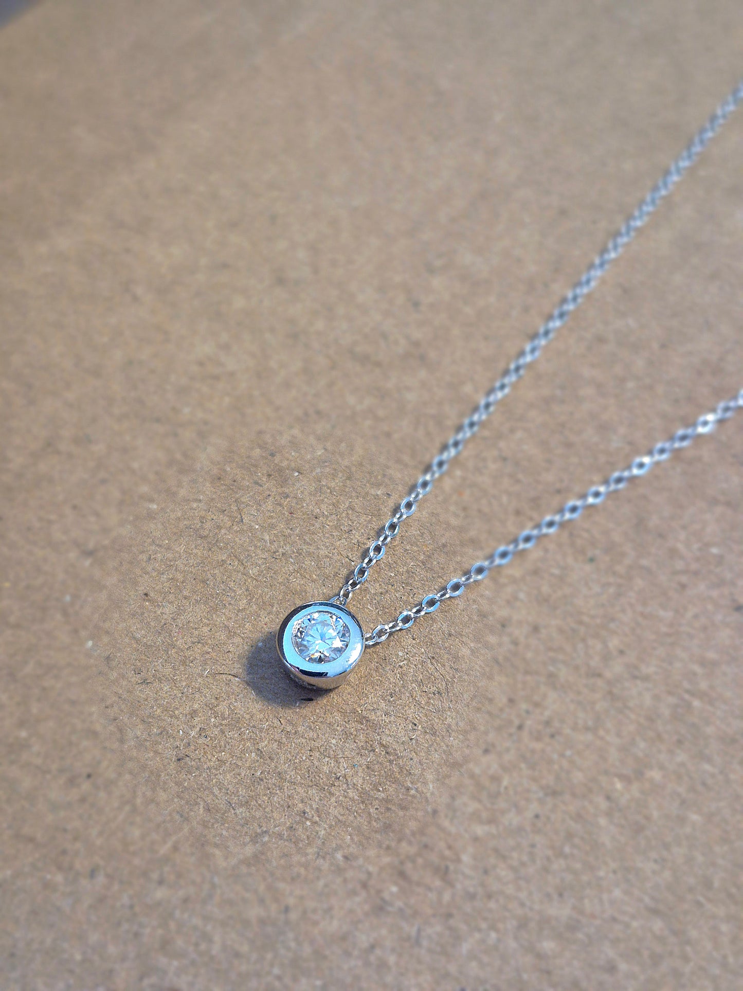 Cadena Punto de Luz Moissanita Bisel 4mm - Plata 925