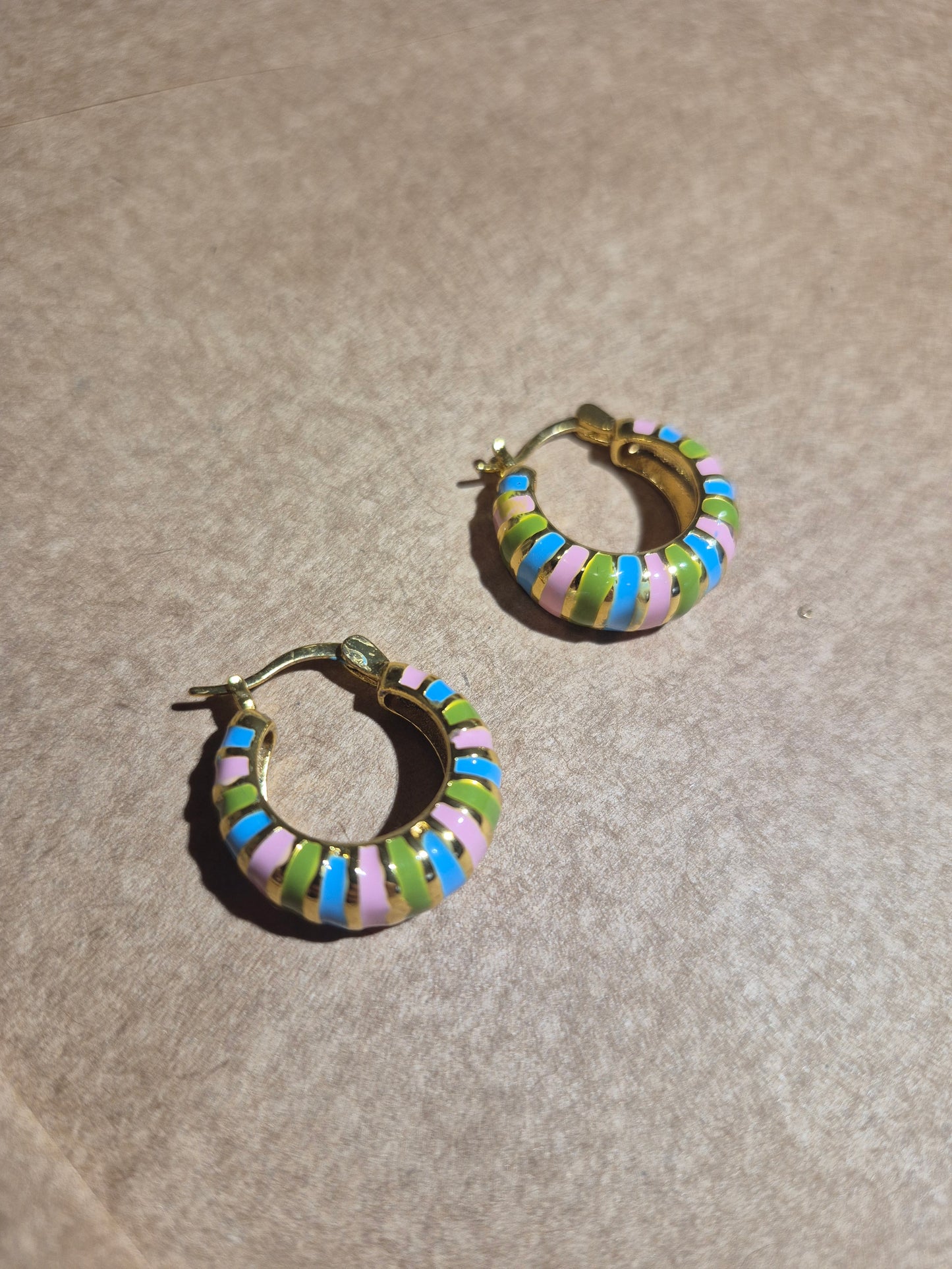 Argollas Esmaltadas Rayadas Multi