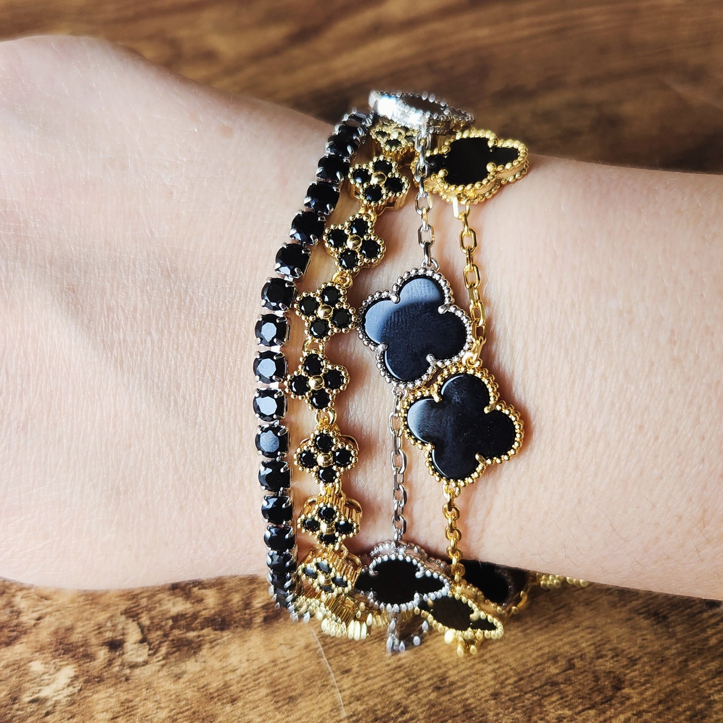 Pulsera Clover Mini Negro - Ámbar Joyas