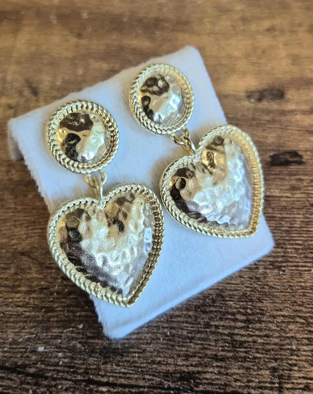 Aros Corazón Martillado 3cm - Baňo de Oro