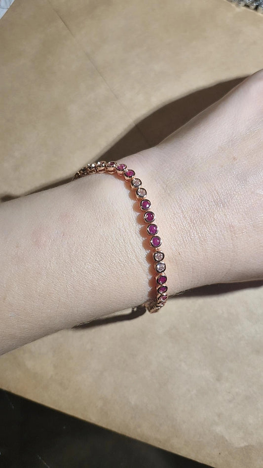 Pulsera Tennis Fucsia Bisel en Baño de Oro Rosado – Circonitas Rosas