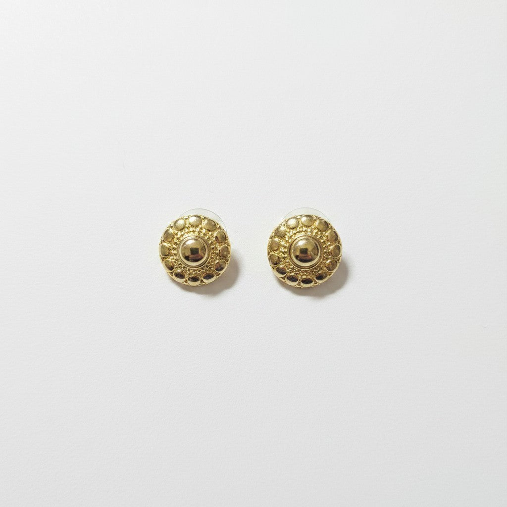 Aros Botón Roseta con Esferas – Baño de Oro 18k