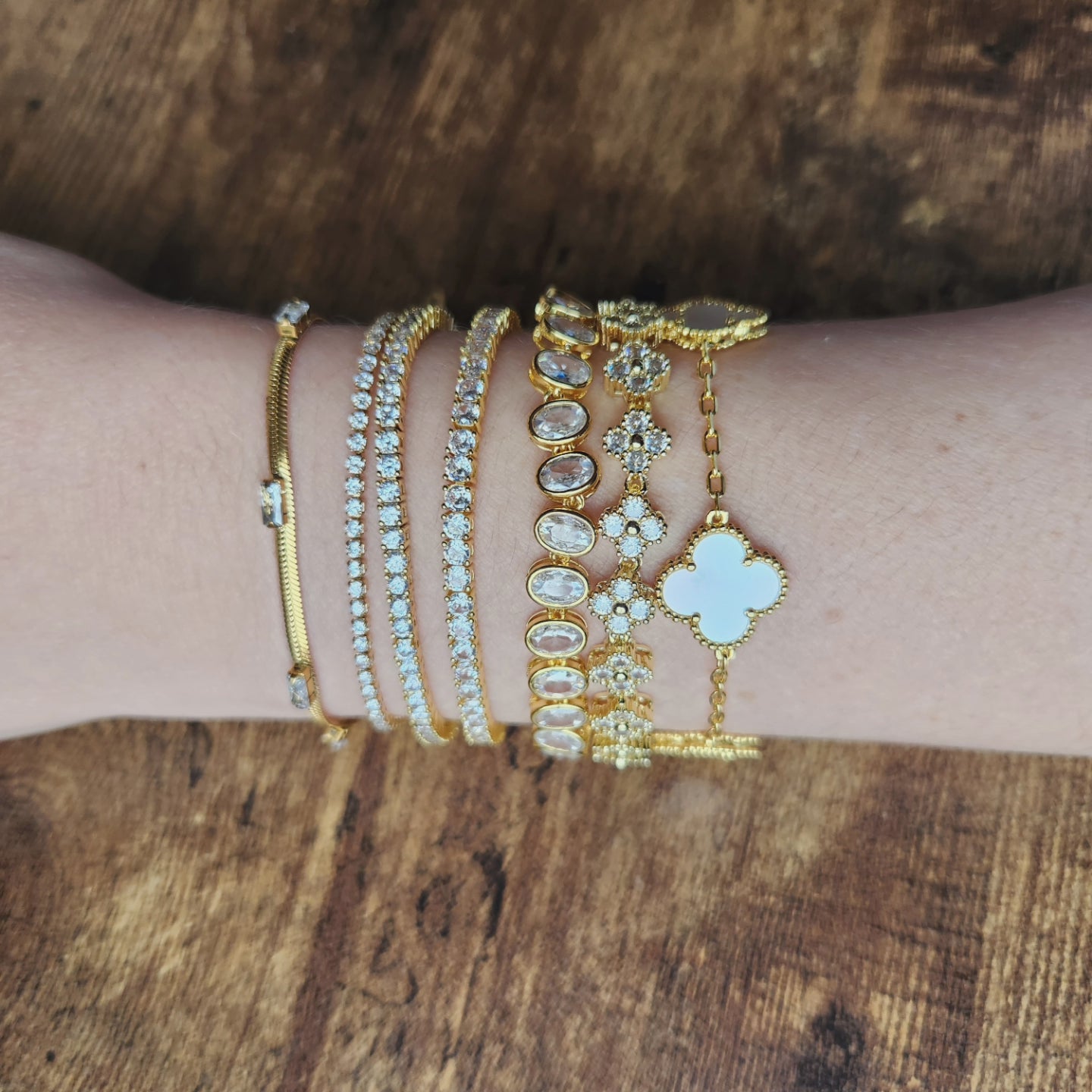 Pulsera Clover Mini Dorado - Ámbar Joyas