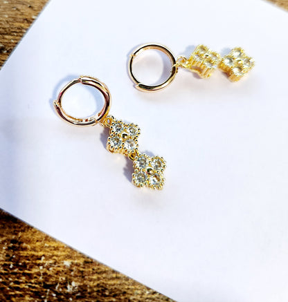 Aros Trébol Mini Clovers Dorado