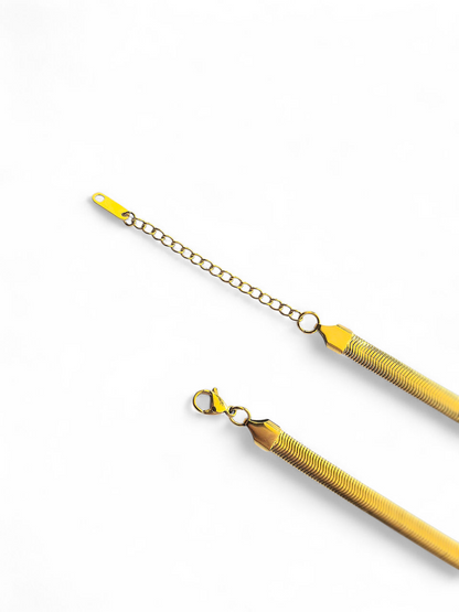 Collar Ajustable Serpiente con Circonitas