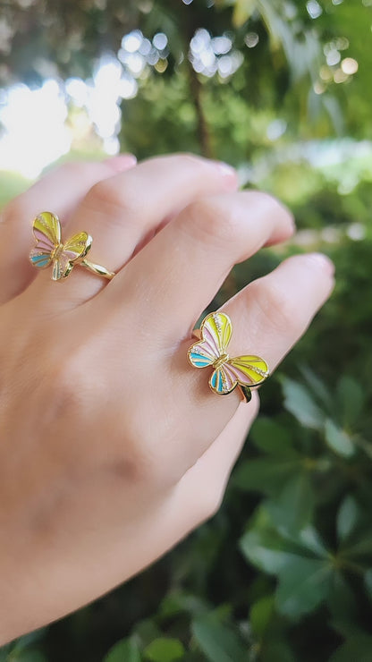 Anillo Ajustable Mariposa Esmaltada Amarillo
