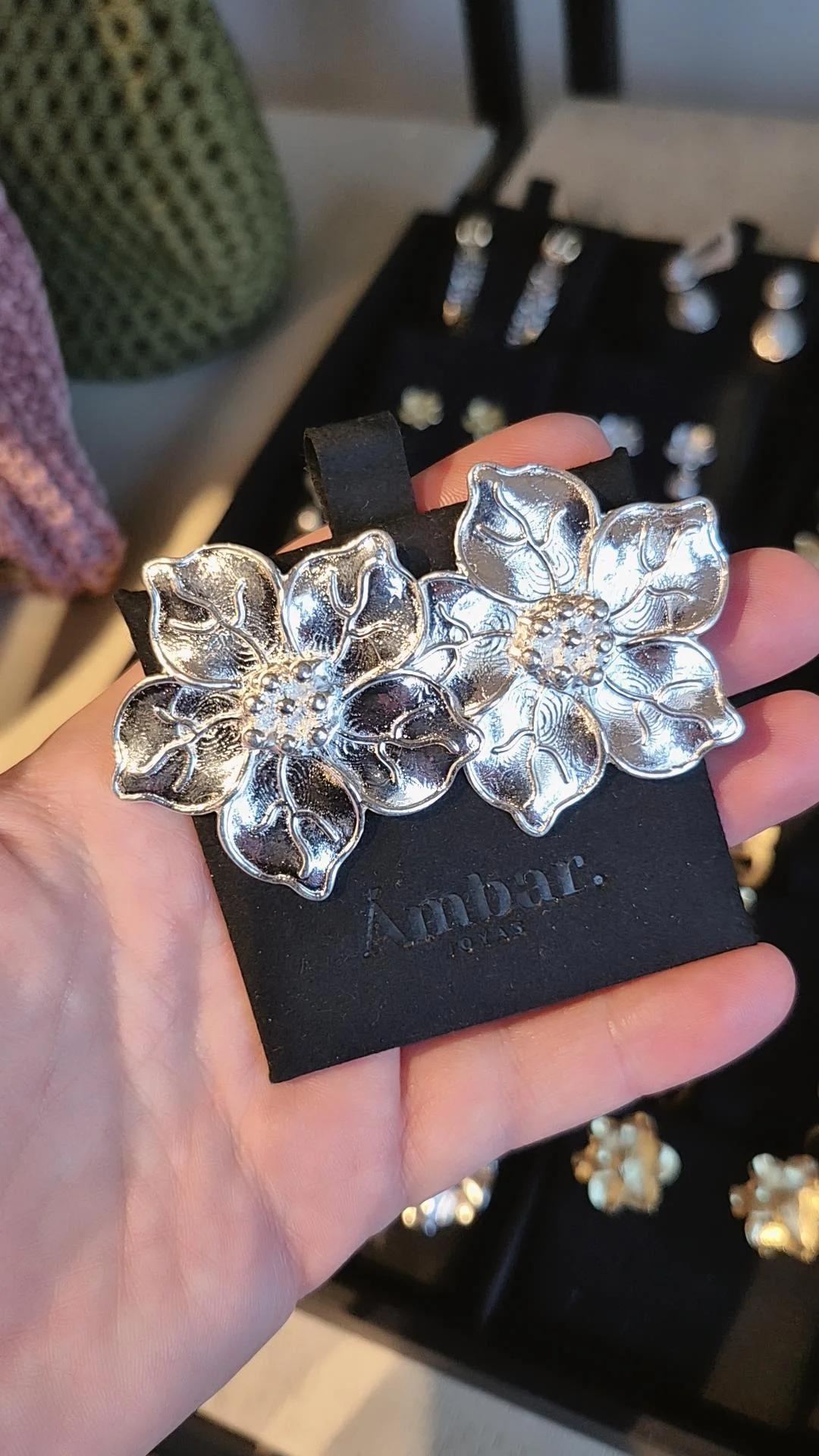 Aros Flor Grande – Baño de Oro