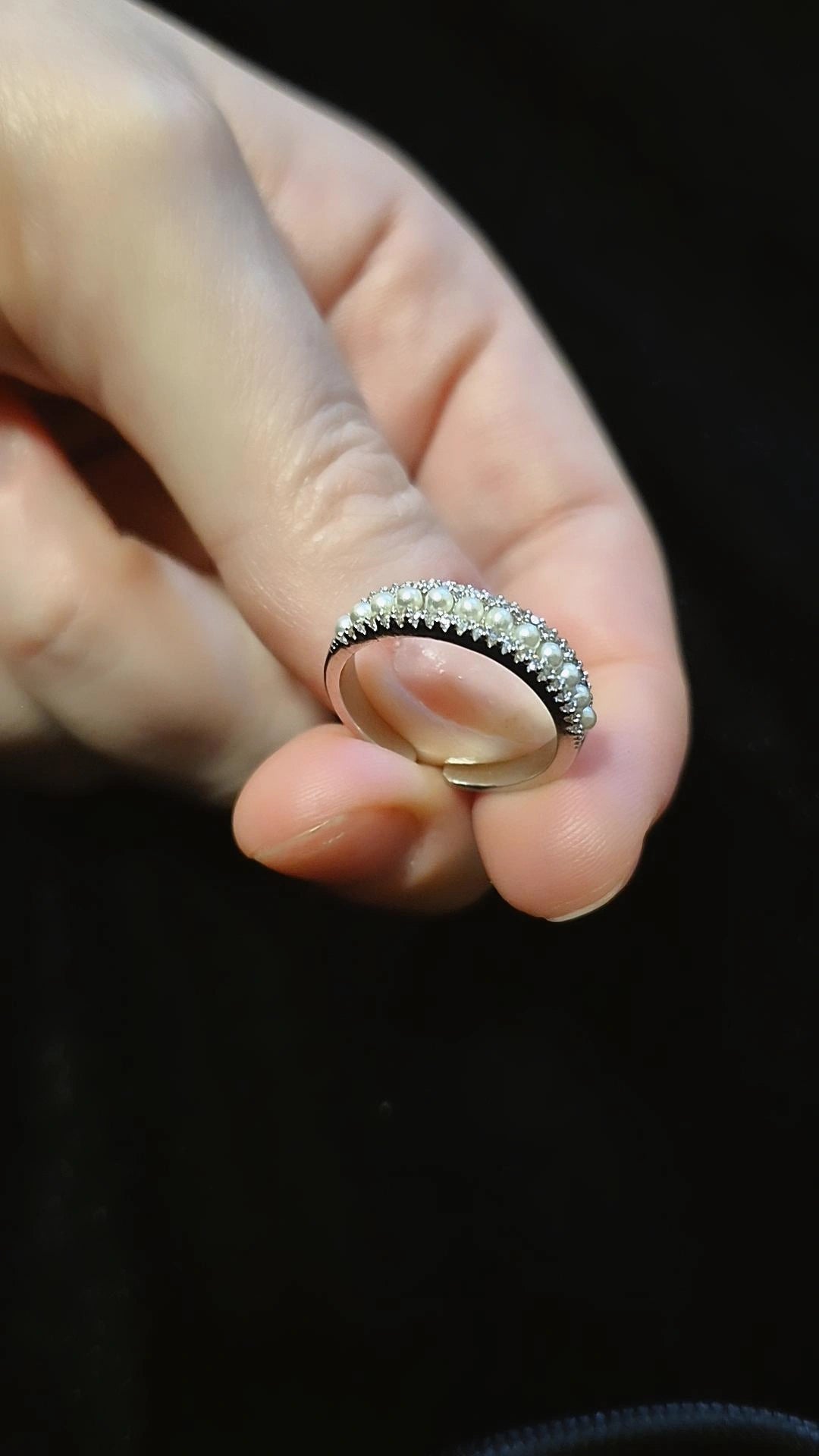Anillo Cintillo Ajustable Perlas - Baño de Rodio