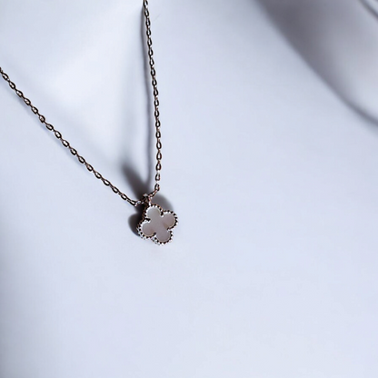 Cadena Sweet Clover Nacar - Plata 925