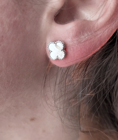 Aros Sweet Clovers Nacar Trébol Plateado