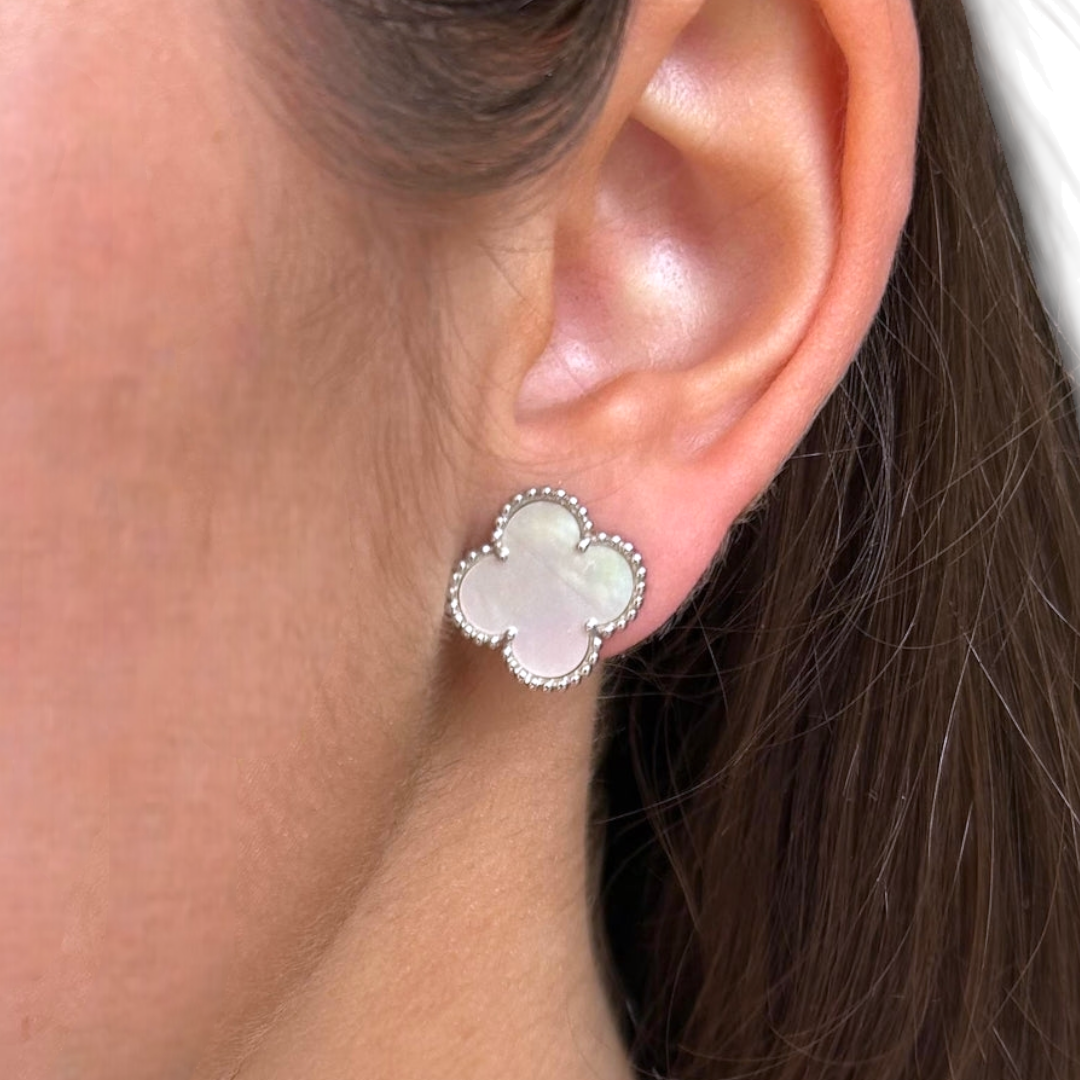 Aros Clovers Nacar Trébol Plateado