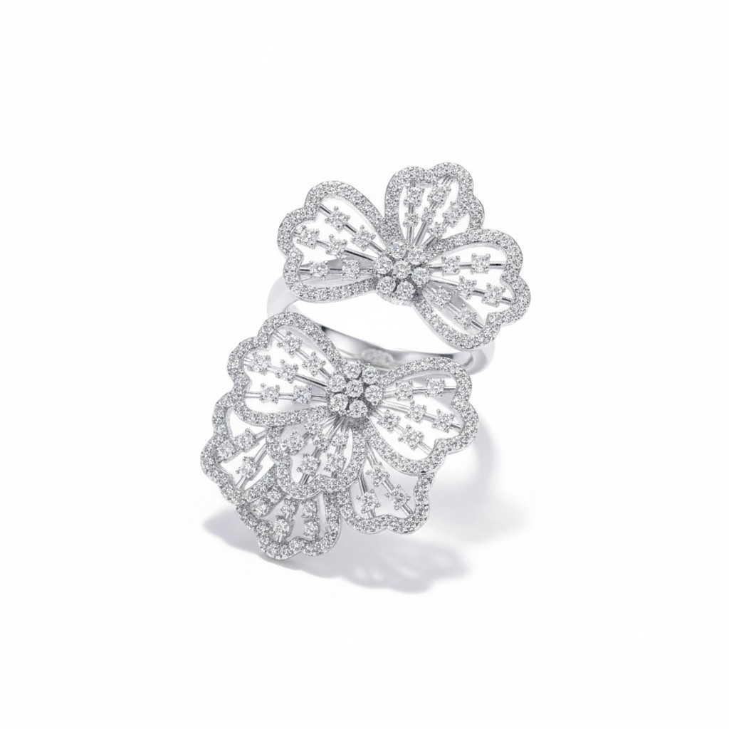 Anillo Doble Flor Encaje Ajustable – Baño de Rodio