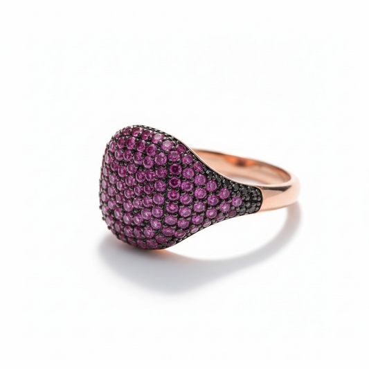 Anillo Sello Fuchsia Pavé – Baño de Oro Rosado 18k
