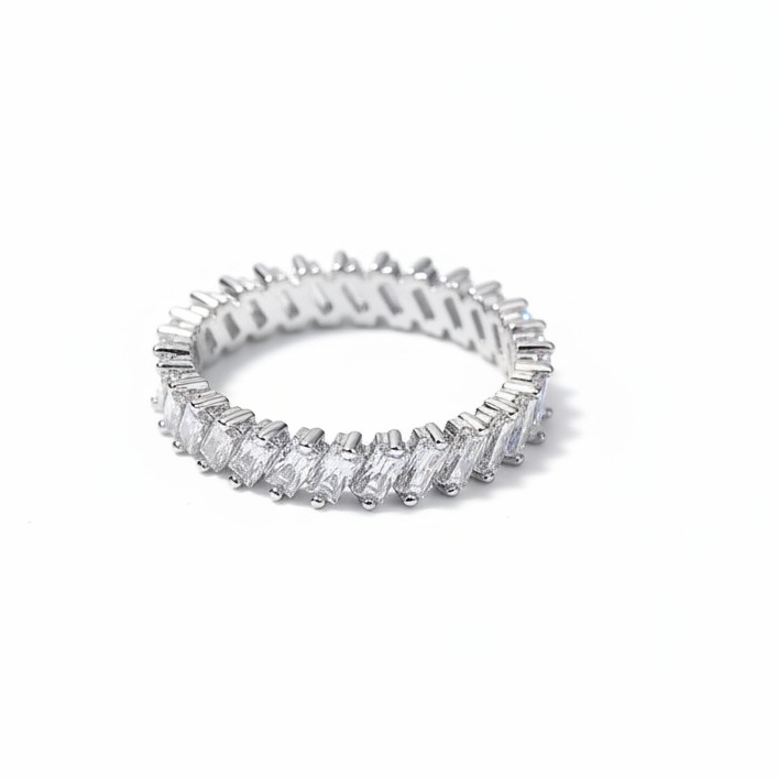 Anillo Eternity Baguette – Baño de Rodio - Talla 12