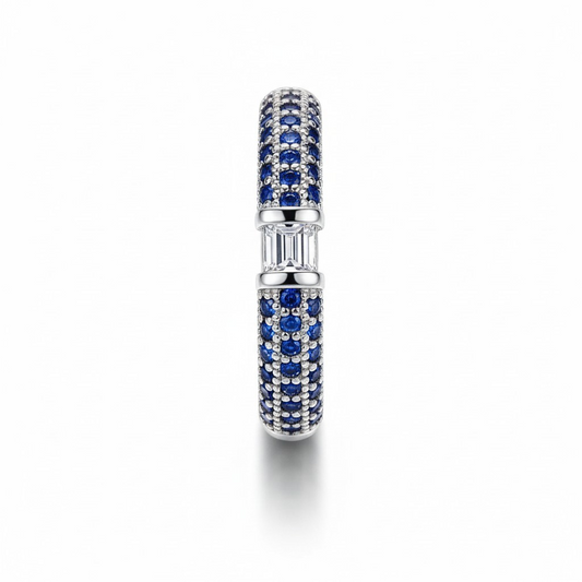Anillo Zafiro Pavé & Emerald Cut – Baño de Rodio