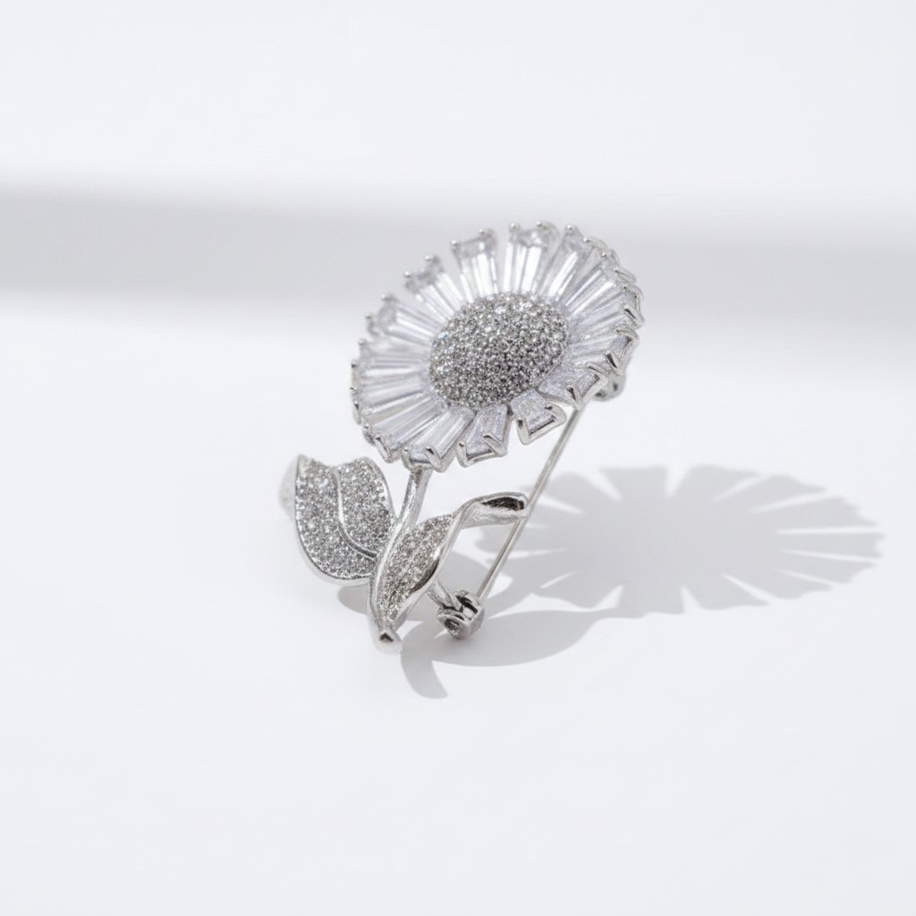 Prendedor Girasol Radiante – Baño de Rodio