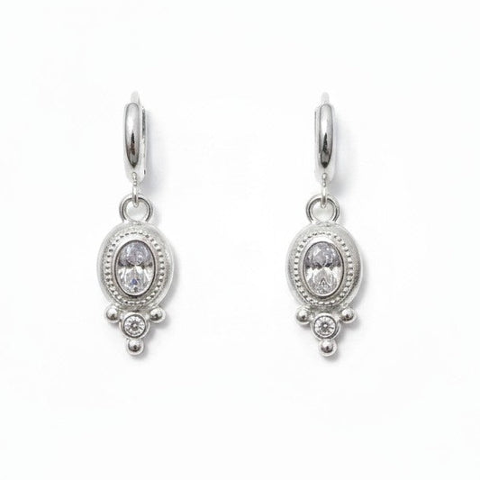 Aros Colgantes Óvalo Circón – Baño de Plata - Ámbar Joyas