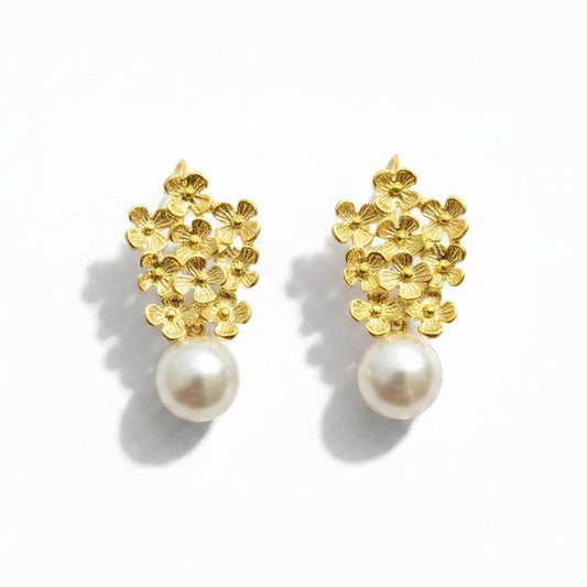 Aros Flor Racimo con Perla Dorado