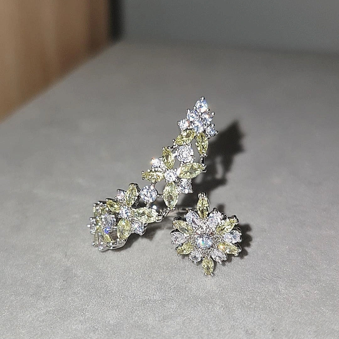 Anillo Flores Gala – Baño de Rodio