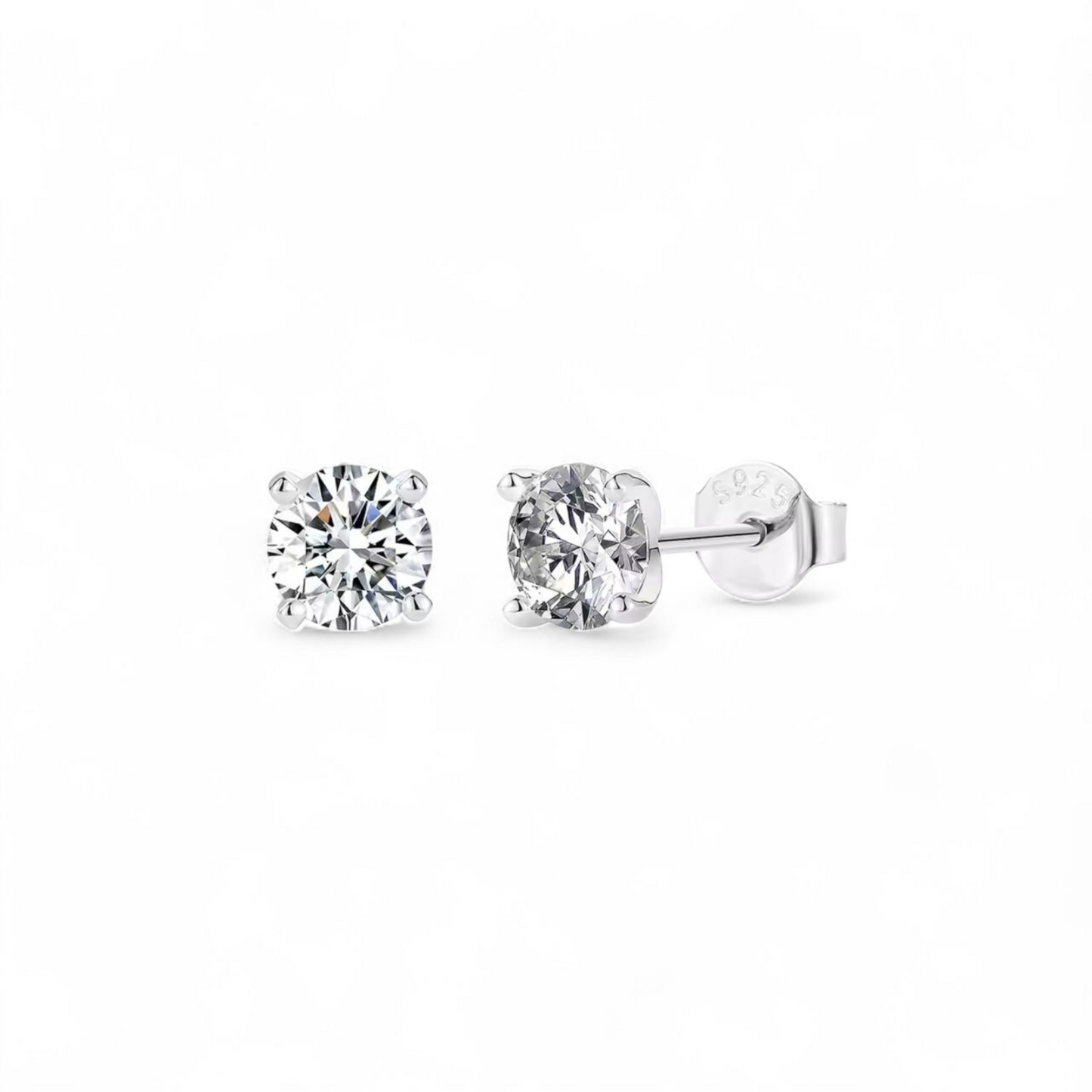 Aros Stud Moissanita 0.5CT (5mm) en Plata 925 | Montura Martini 4 Grifas