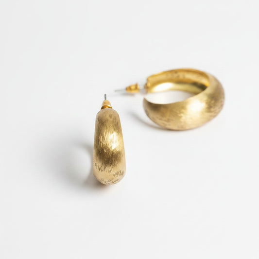 Aros Argolla Satinada Grande - Baño de Oro 18k