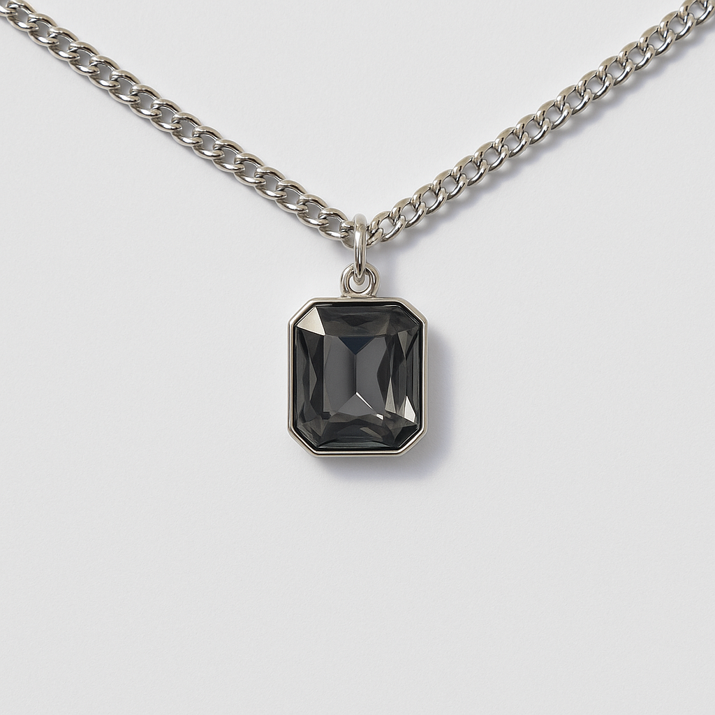 Collar con Dije Rectangular Gris Ahumado