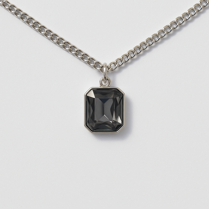 Collar con Dije Rectangular Gris Ahumado