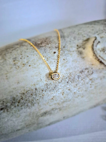 Collar Oval Punto de Luz