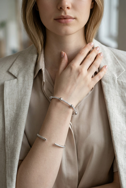 Pulsera Orbit Ajustable - Baño de Rodio